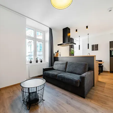 Apartment Sill By Inncomer *